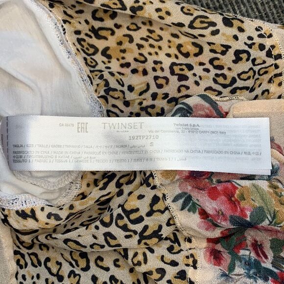 Twinset Milano tee shirt multi print ruffle hem sz small - Picture 9 of 10